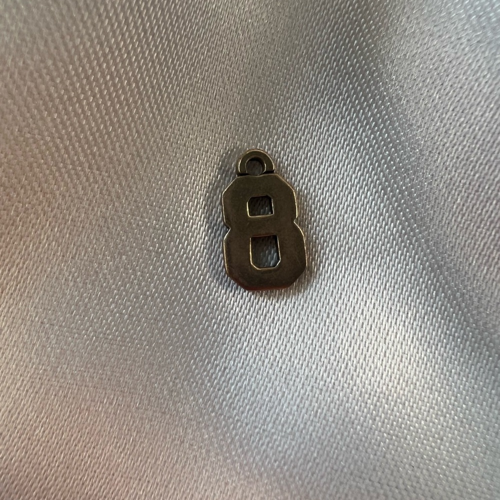 James Avery Ivy League Number 8 charm